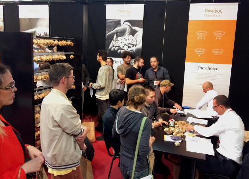 Customers on Despiau Chevalets' booth