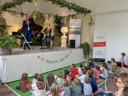 Présentation du violon et du chevalet